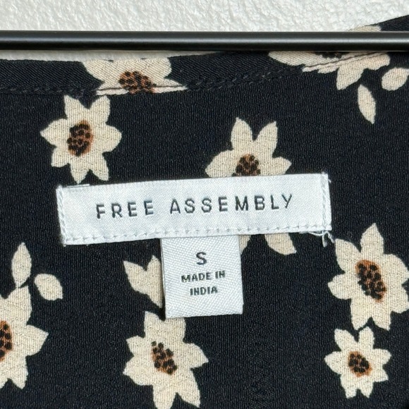 Free Assembly Womens Midi Dress S Black Tan Floral Babydoll Fairy Cottage 90s - Picture 4 of 9